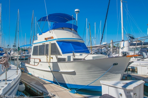 1987 Island Gypsy 32 Trawler